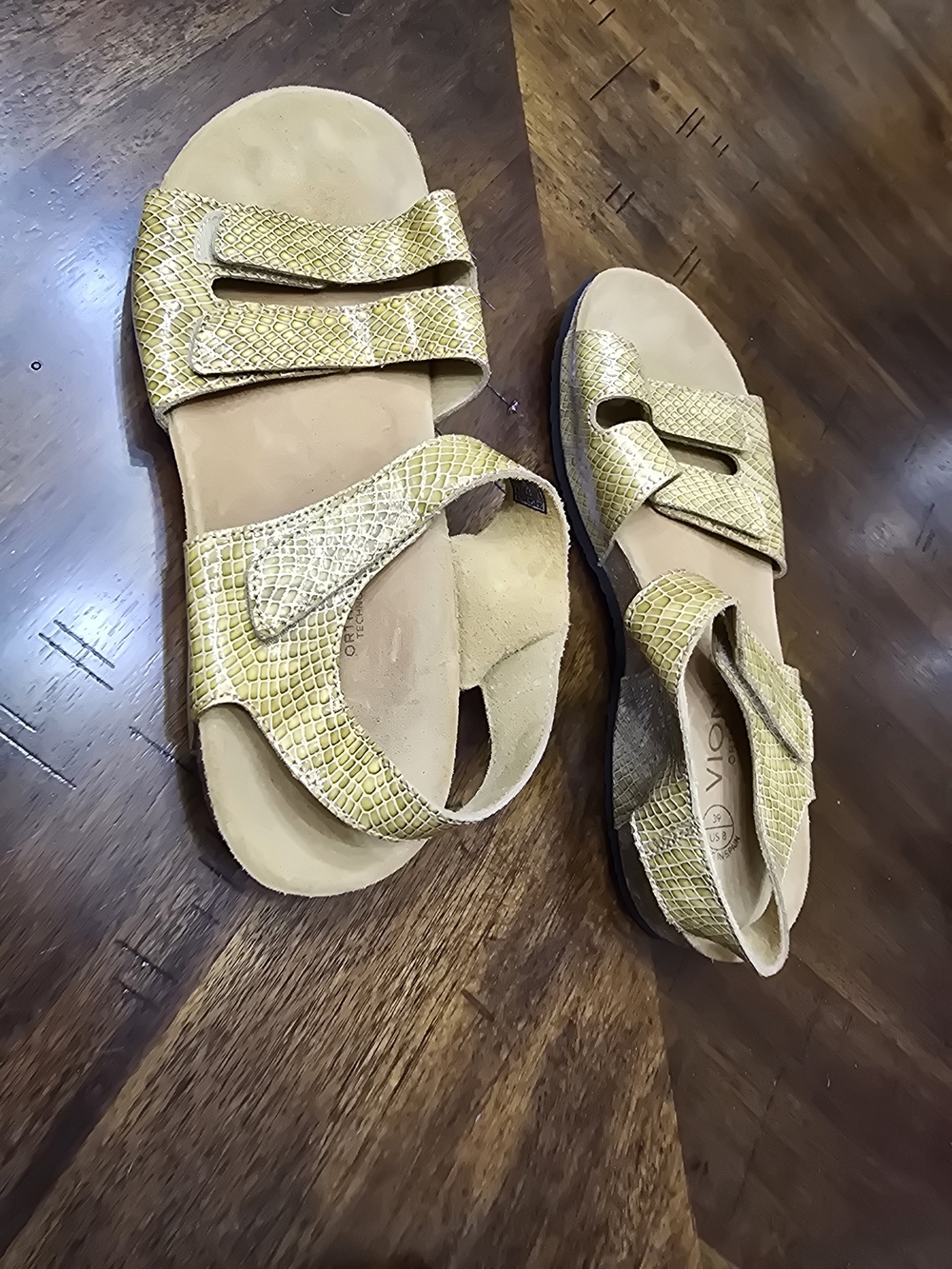 Comfort Fit Women's Gold Snake-Print Velcro Sandals